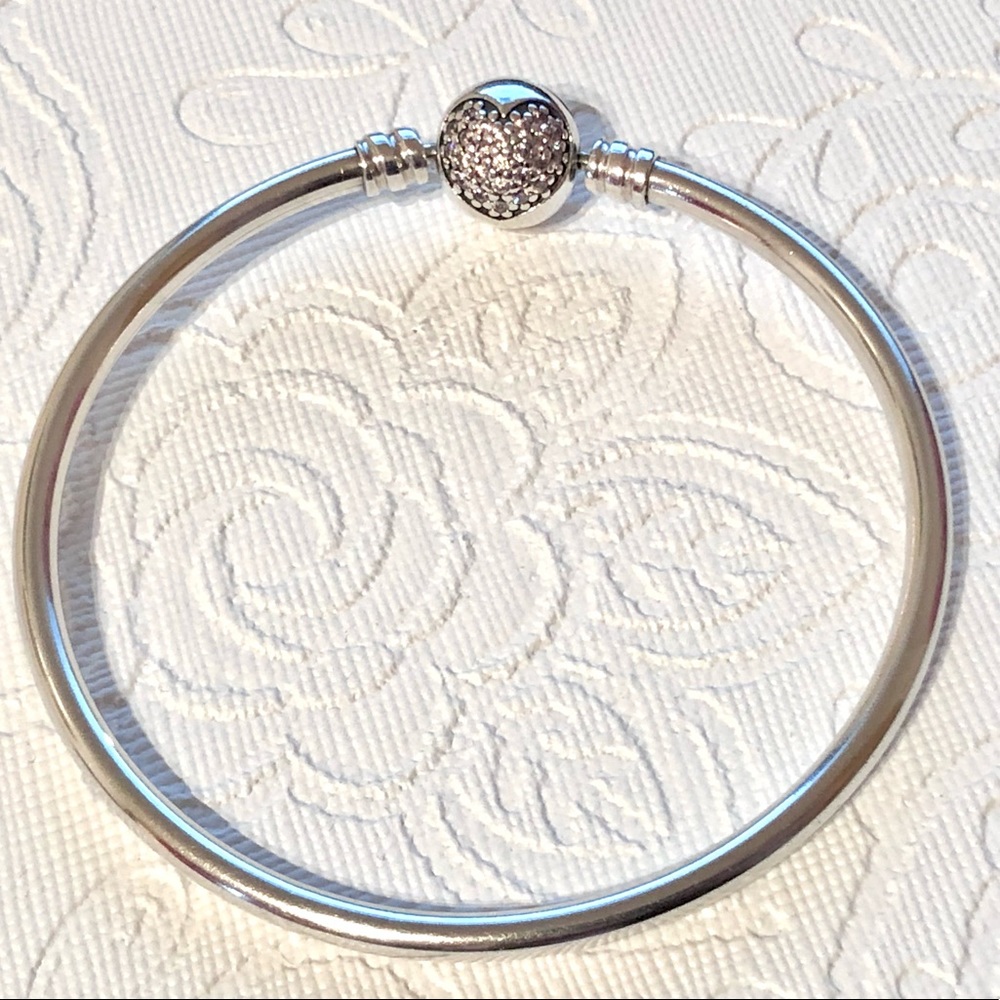 Pandora Moments : Bangle bracelet